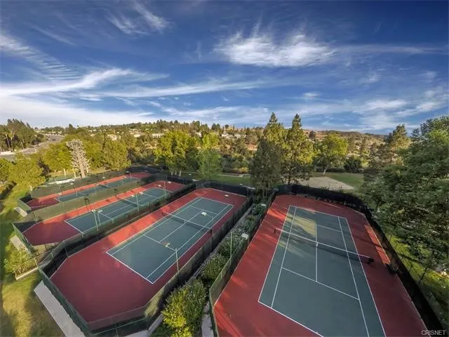 12022 Falcon Crest Way, Porter Ranch, California 91326