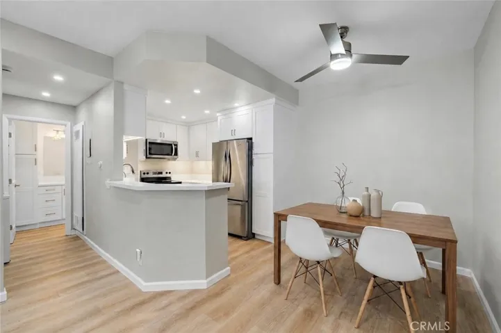 Dining room&Kitchen: Virtually Staged