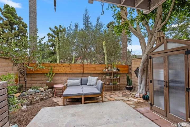 23821 Hillhurst 4, Laguna Niguel, California 92677