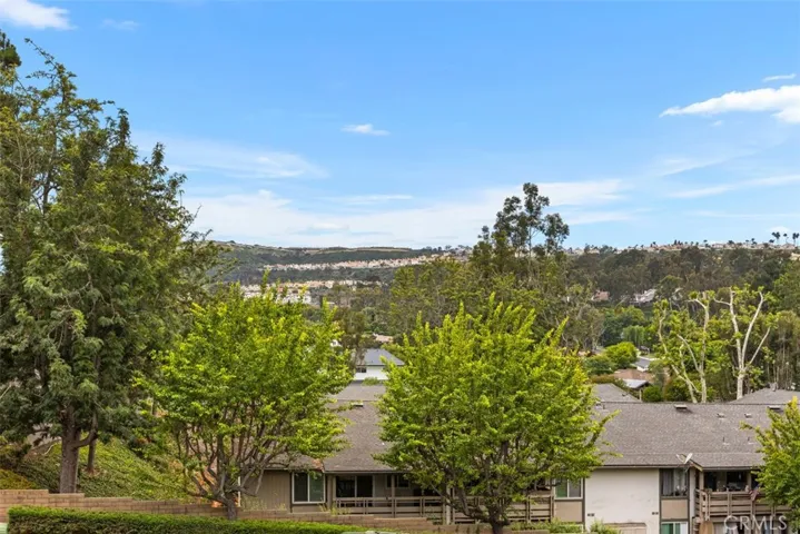 23821 Hillhurst 4, Laguna Niguel, California 92677