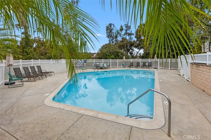 23821 Hillhurst 4, Laguna Niguel, California 92677