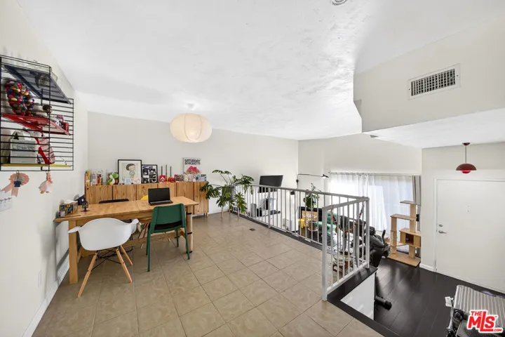 9034 Willis Avenue 14, Los Angeles, California 91402