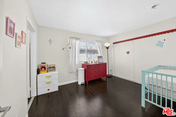 9034 Willis Avenue 14, Los Angeles, California 91402
