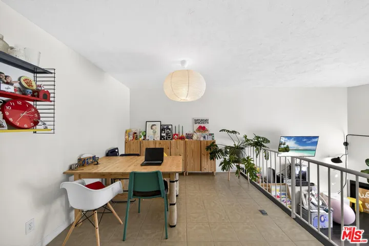 9034 Willis Avenue 14, Los Angeles, California 91402