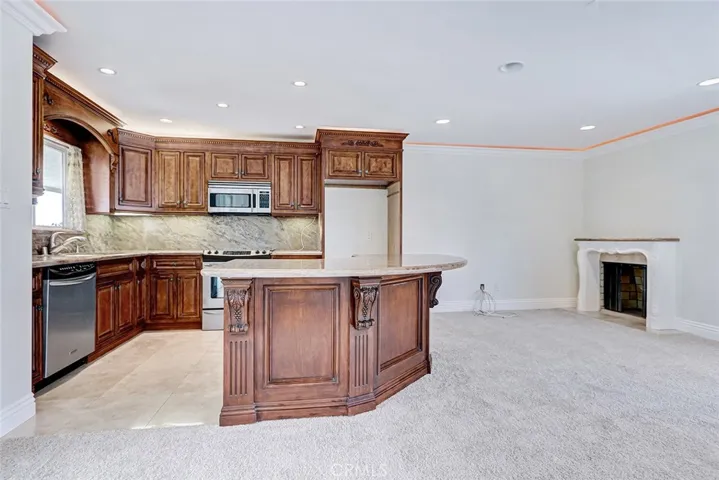 Open Kitchen