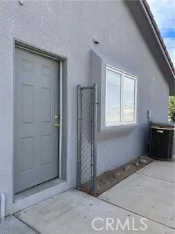 6818 Kittyhawk Avenue, Hesperia, California 92345