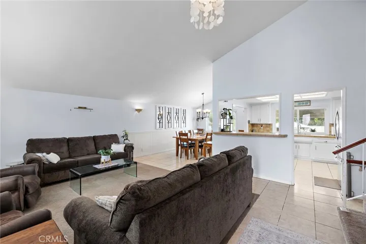 Grand family room
