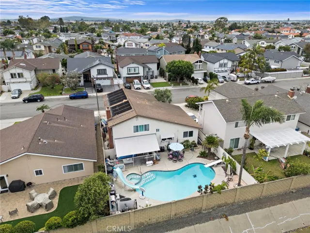 Amazing University Tract neighborhood