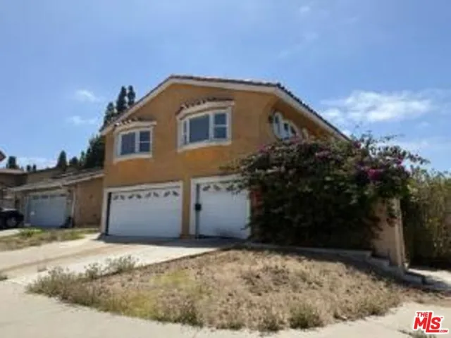 802 E Penrod Drive, Carson, California 90746