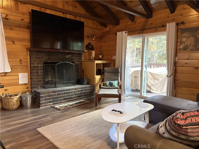 42871 Monterey, Big Bear Lake, California 92315