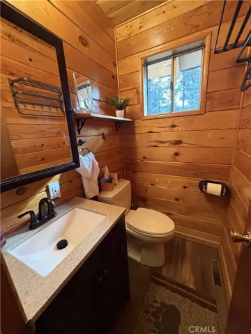 42871 Monterey, Big Bear Lake, California 92315