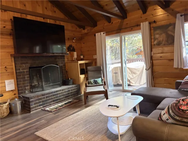 42871 Monterey, Big Bear Lake, California 92315