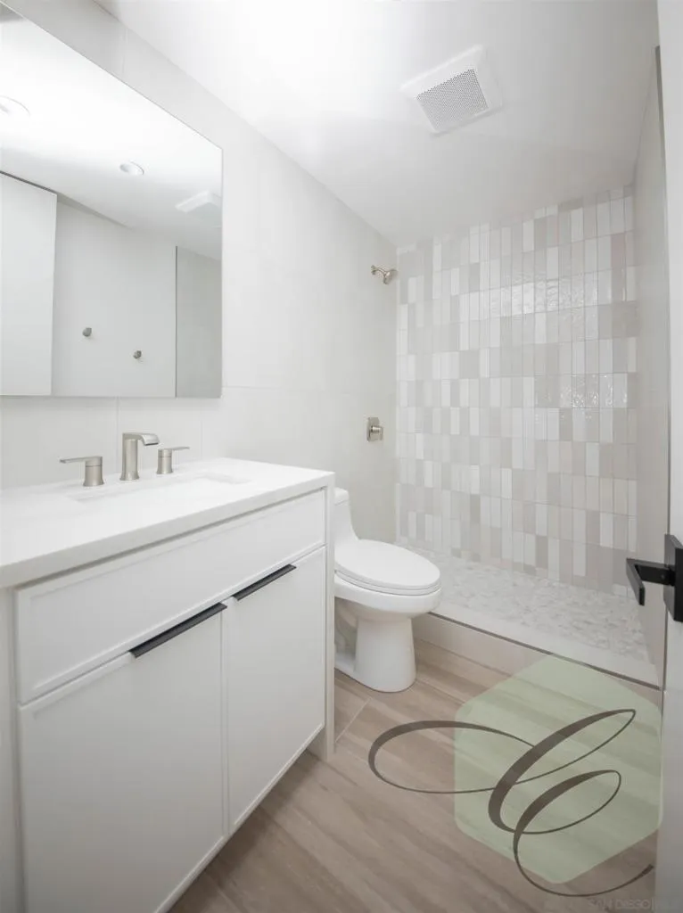 8111 Camino Del Oro, San Diego, California 92037 — photo 5