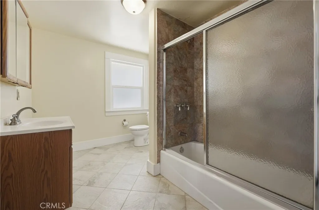 Upstairs Bathroom