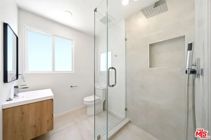 333 6th Avenue B, Venice, California 90291