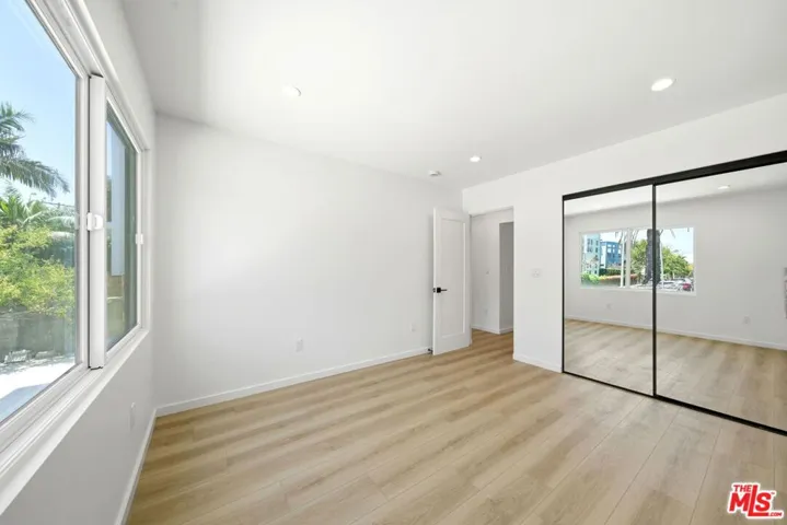 333 6th Avenue B, Venice, California 90291
