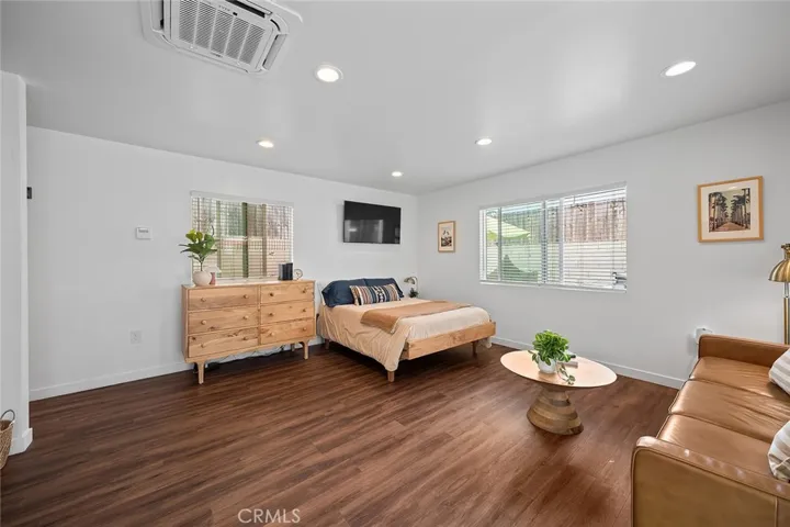 Large flexible space