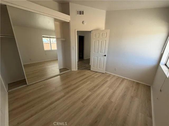 23521 Via Chantilly, Valencia, California 91355
