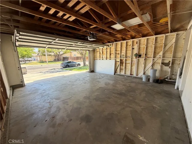 23521 Via Chantilly, Valencia, California 91355