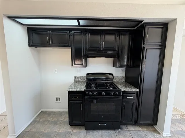 23521 Via Chantilly, Valencia, California 91355