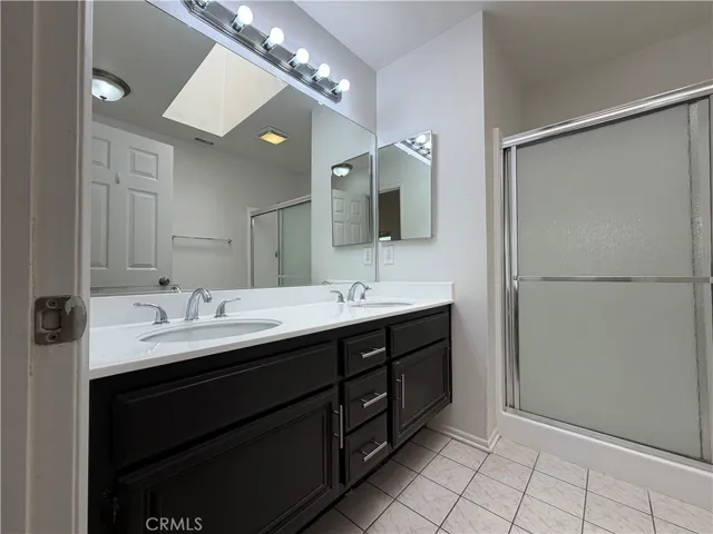 23521 Via Chantilly, Valencia, California 91355