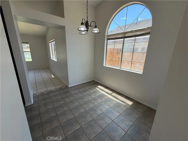 23521 Via Chantilly, Valencia, California 91355