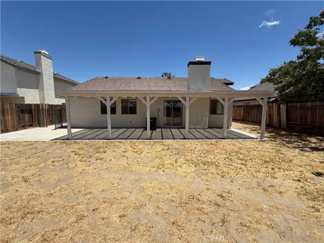 23521 Via Chantilly, Valencia, California 91355