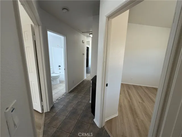 23521 Via Chantilly, Valencia, California 91355