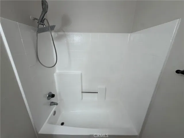 23521 Via Chantilly, Valencia, California 91355
