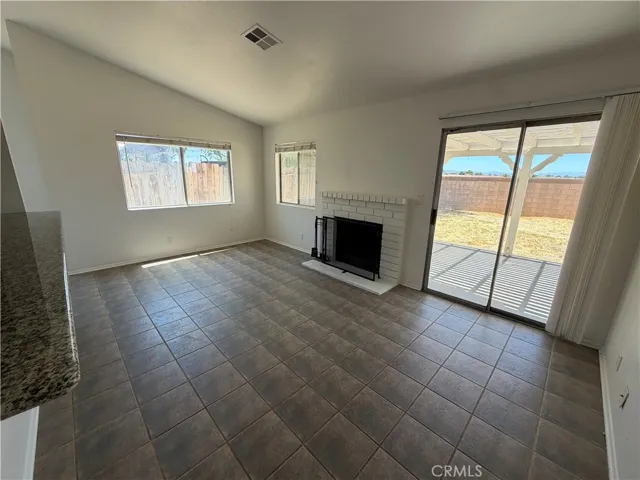 23521 Via Chantilly, Valencia, California 91355