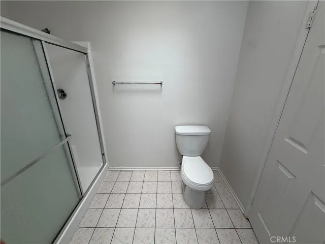 23521 Via Chantilly, Valencia, California 91355