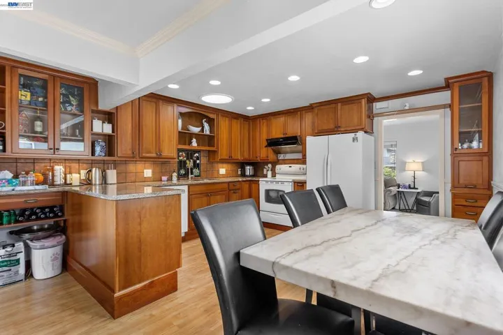 3270 Keith Ave, Castro Valley, California 94546