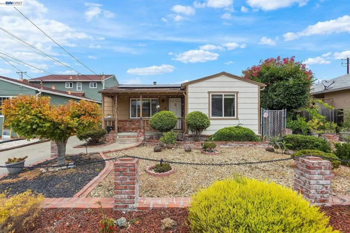 3270 Keith Ave, Castro Valley, California 94546