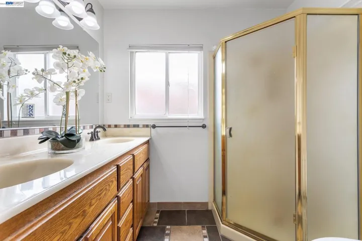 3270 Keith Ave, Castro Valley, California 94546