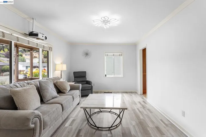 3270 Keith Ave, Castro Valley, California 94546