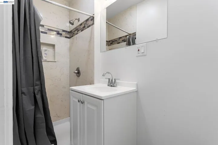 3270 Keith Ave, Castro Valley, California 94546
