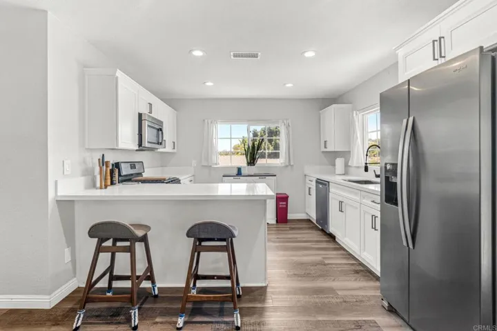 6729 Broadway, San Diego, California 92114