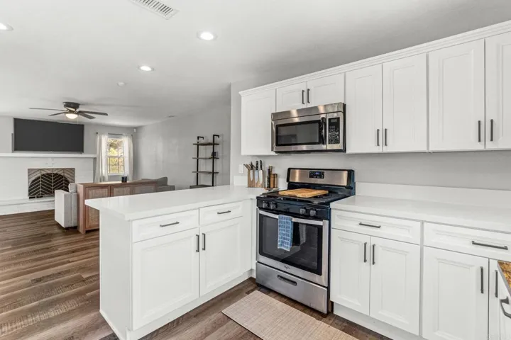 6729 Broadway, San Diego, California 92114