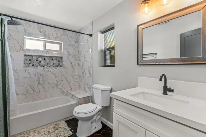 6729 Broadway, San Diego, California 92114