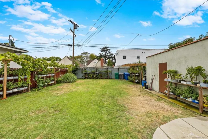 3562 Orange Ave, Long Beach, California 90807