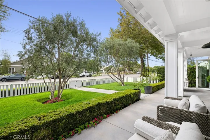 460 Santa Ana Avenue, Newport Beach, California 92663