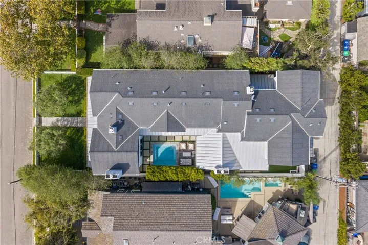 460 Santa Ana Avenue, Newport Beach, California 92663