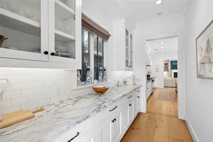 460 Santa Ana Avenue, Newport Beach, California 92663