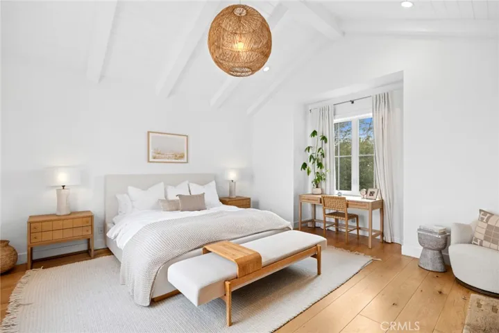 460 Santa Ana Avenue, Newport Beach, California 92663