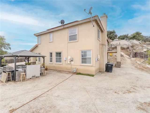 1344 Little Rock Lane, Perris, California 92570