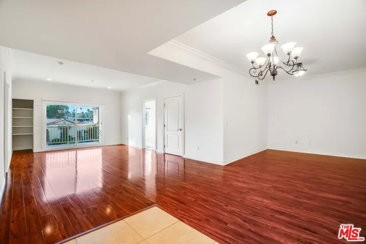3328 Oakhurst Avenue 110, Los Angeles, California 90034