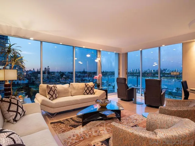 1770 Avenida Del Mundo 608, Coronado, California 92118
