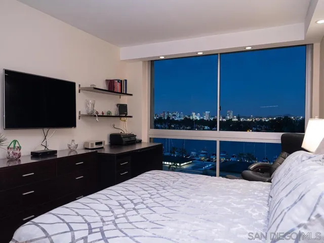1770 Avenida Del Mundo 608, Coronado, California 92118