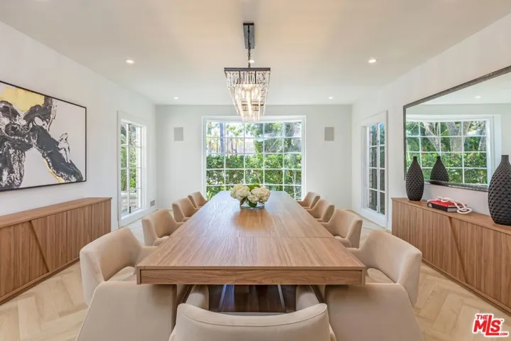 702 N Beverly Drive, Beverly Hills, California 90210