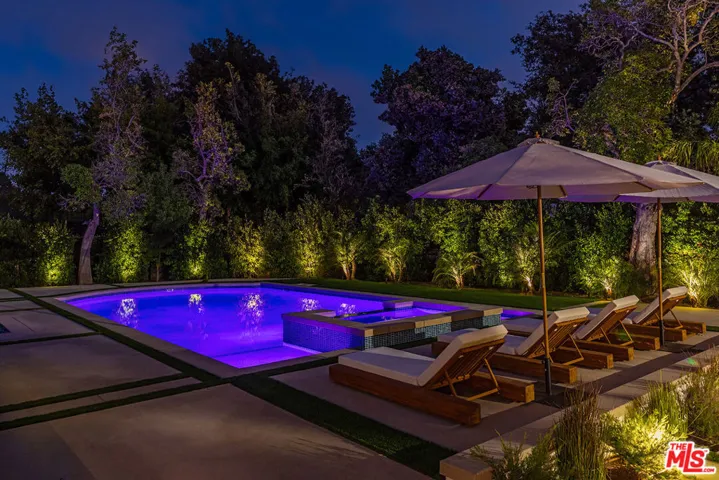 702 N Beverly Drive, Beverly Hills, California 90210